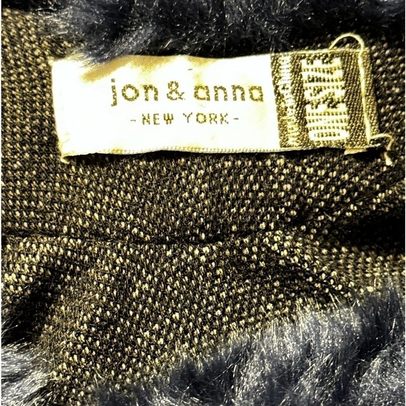 Jon & Anna Navy Blue Cape/ W faux Fur Collar - Picture 8 of 8